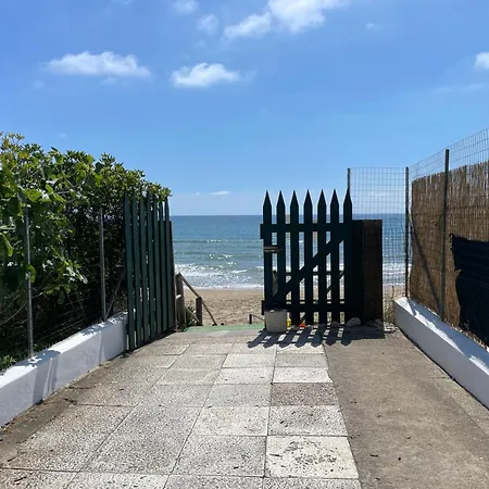 - Private Street * Sperlonga
